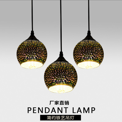 現(xiàn)代簡約客廳燈具創(chuàng)意 3D玻璃吊燈與紡織品遮篷的設(shè)計美學(xué)